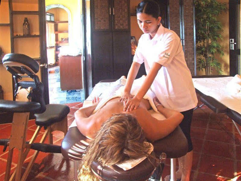 Utopia Resort & Spa Puerto Galera Esterno foto